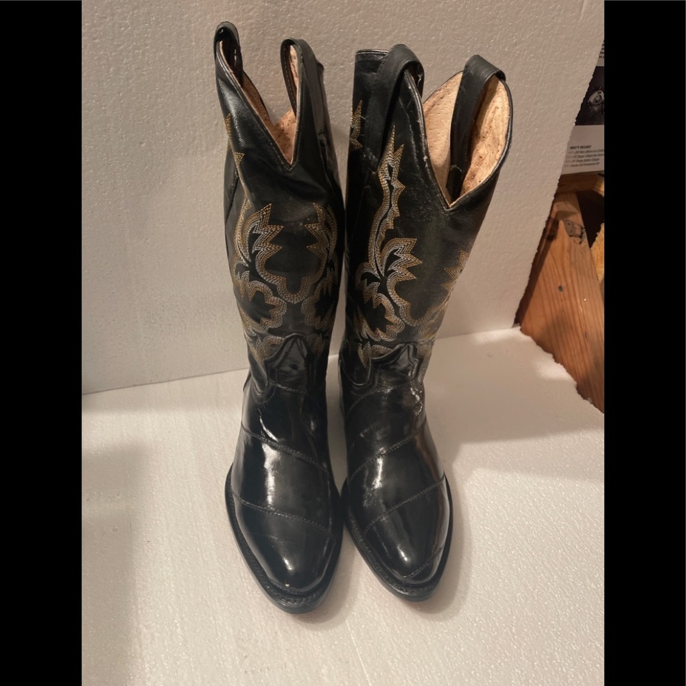 NWOT Black Anguila Print Cowboy Boots Size 6.5 Unisex